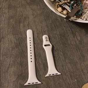 Never used 44mm white Apple Watch band
